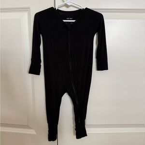 Little Sleepies Black zippy